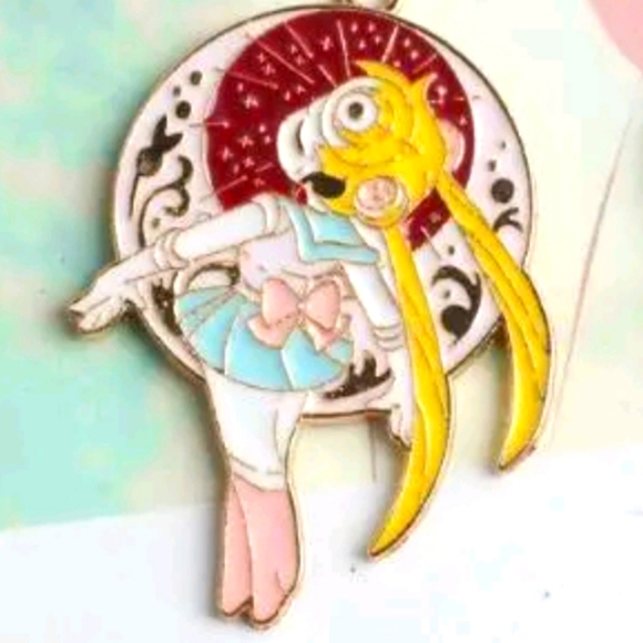 🌙 Sailor Moon Transformation Necklace - Picture 1 of 4